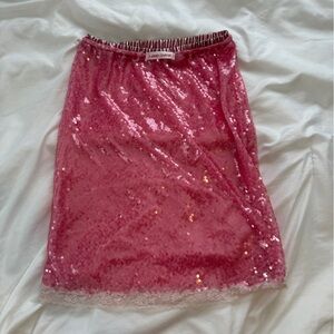 DO NOT BUY. OUT OF TOWN UnLined Cherry Pink Sequin Midi Skirt